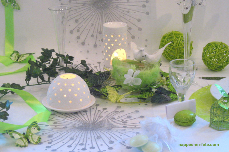 deco de table blanc, argent et vert